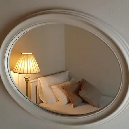 Gate32 Bed & Living *